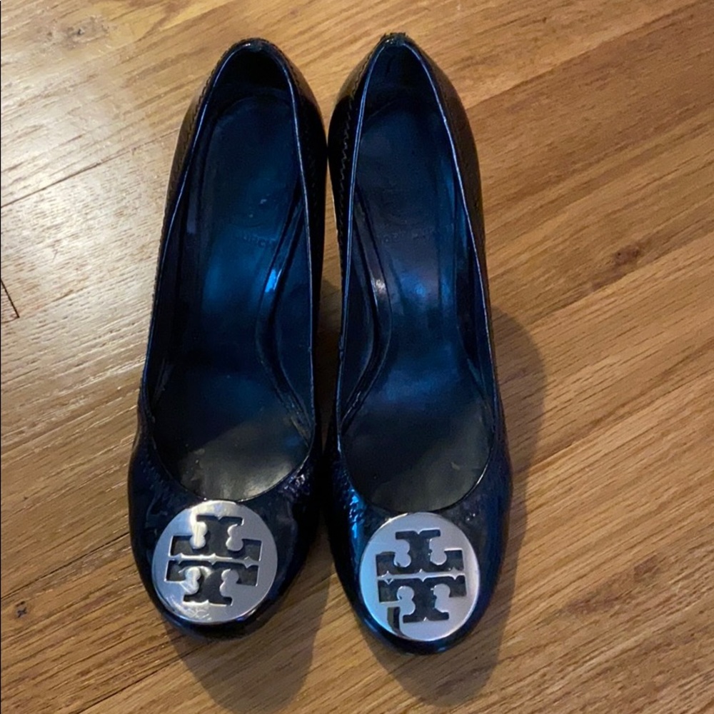 Tory Burch Patent Leather Black Heels Silver Logo